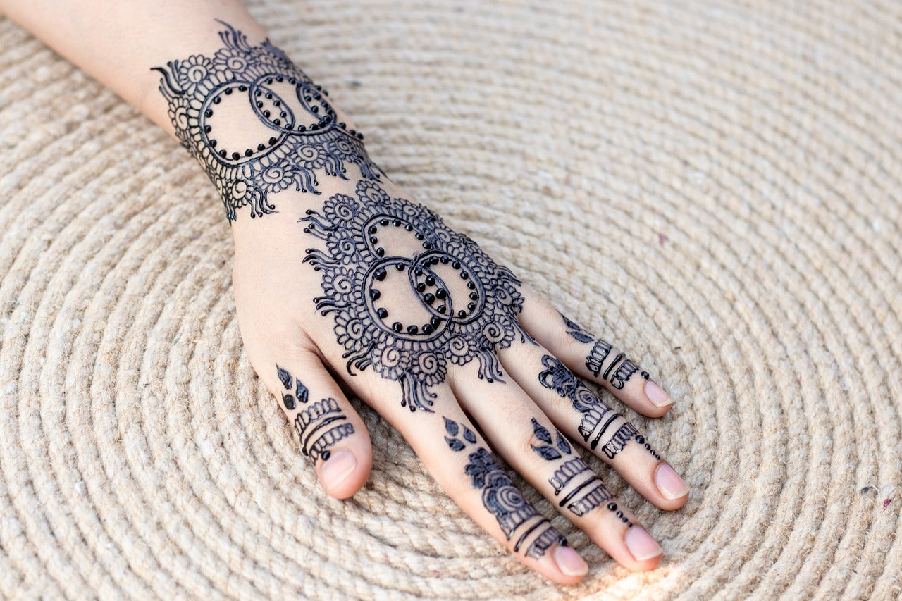 Henna (Mehndi)